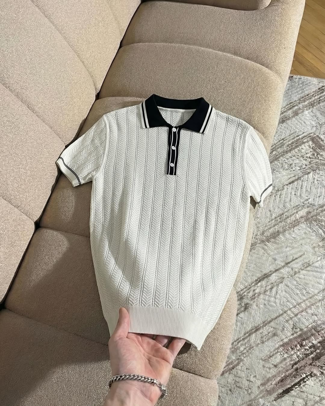 T-SHIRT PRADA
