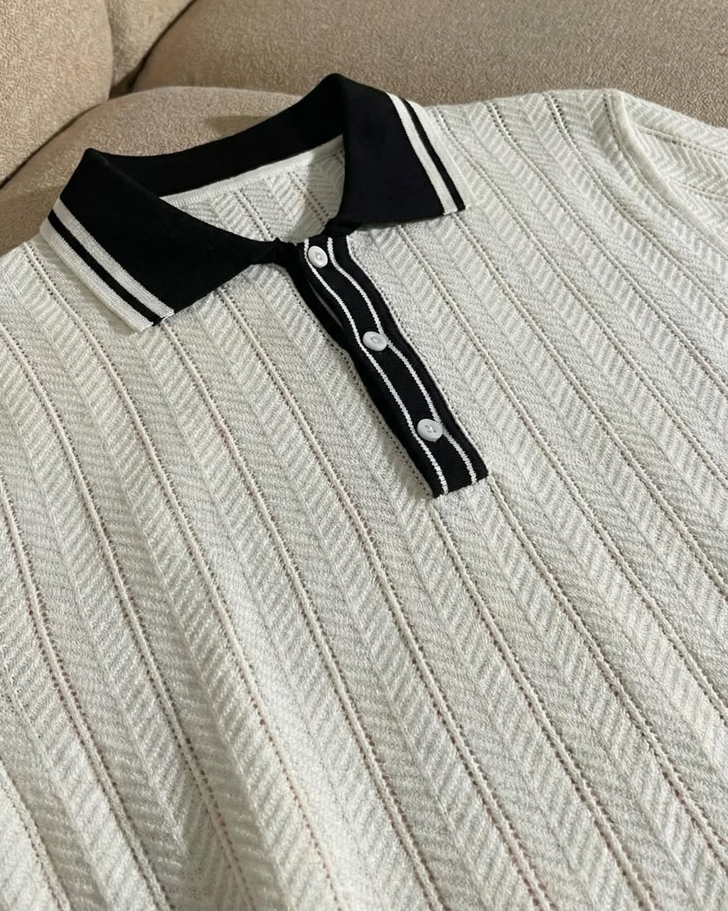 T-SHIRT PRADA