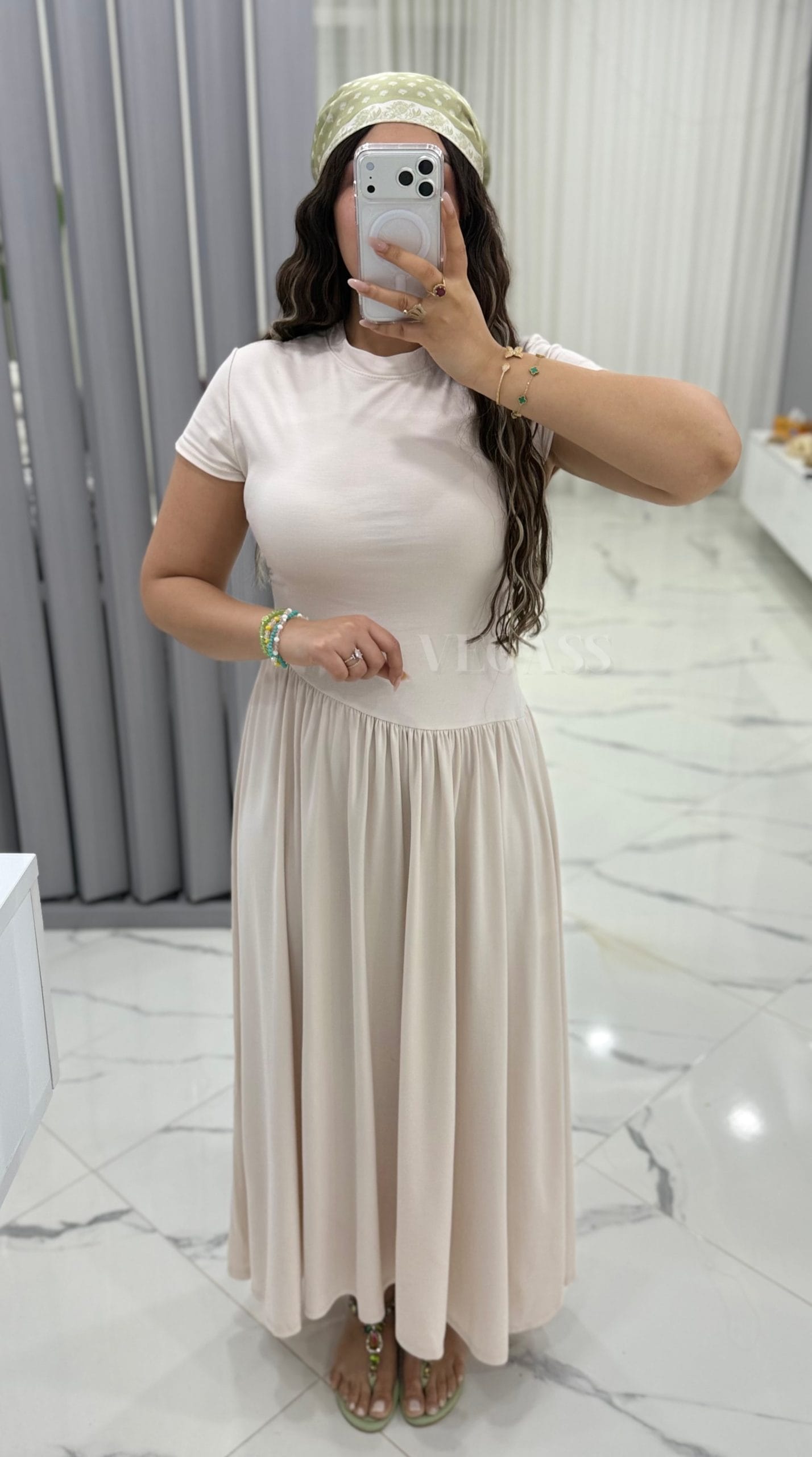 Robe Vegass