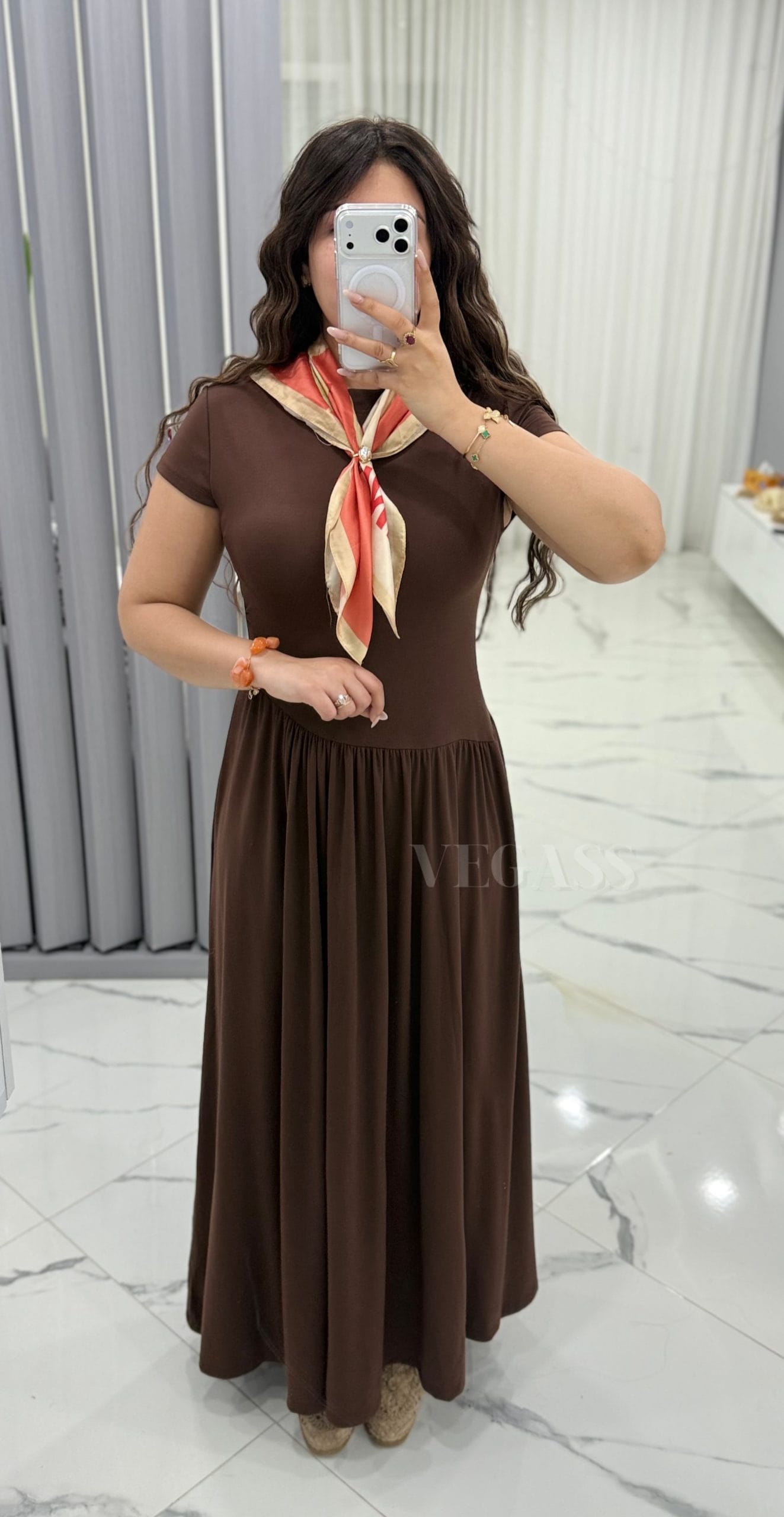 Robe Vegass