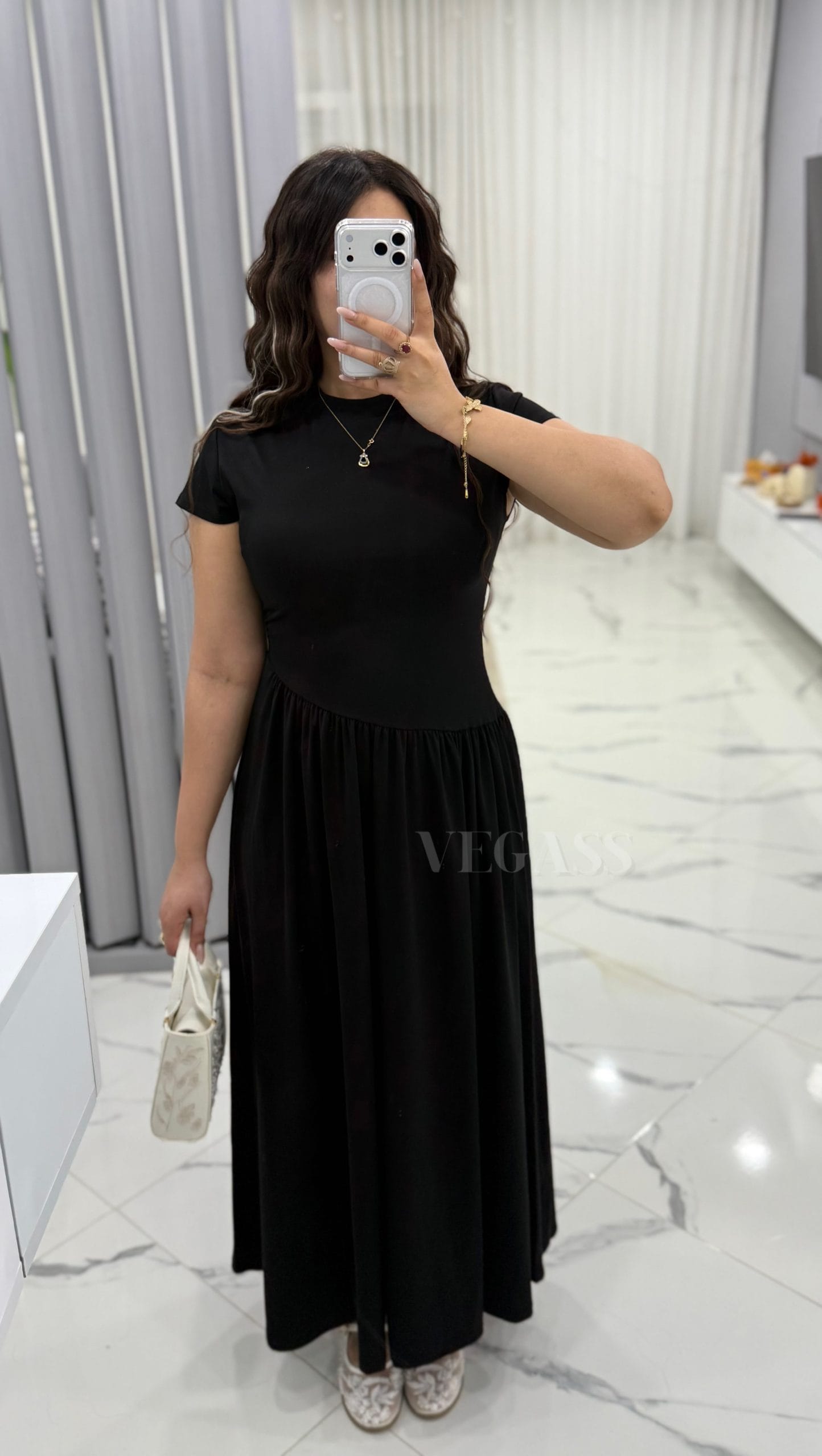Robe Vegass